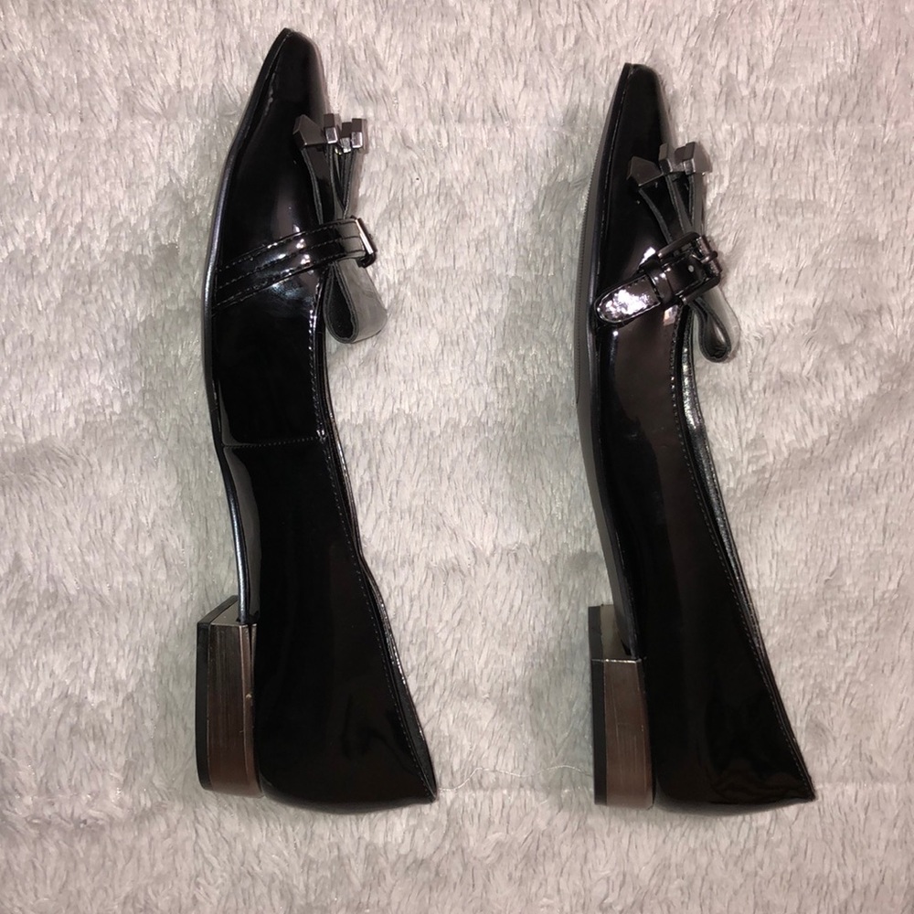 New Nine West Flats - Picture 4 of 6